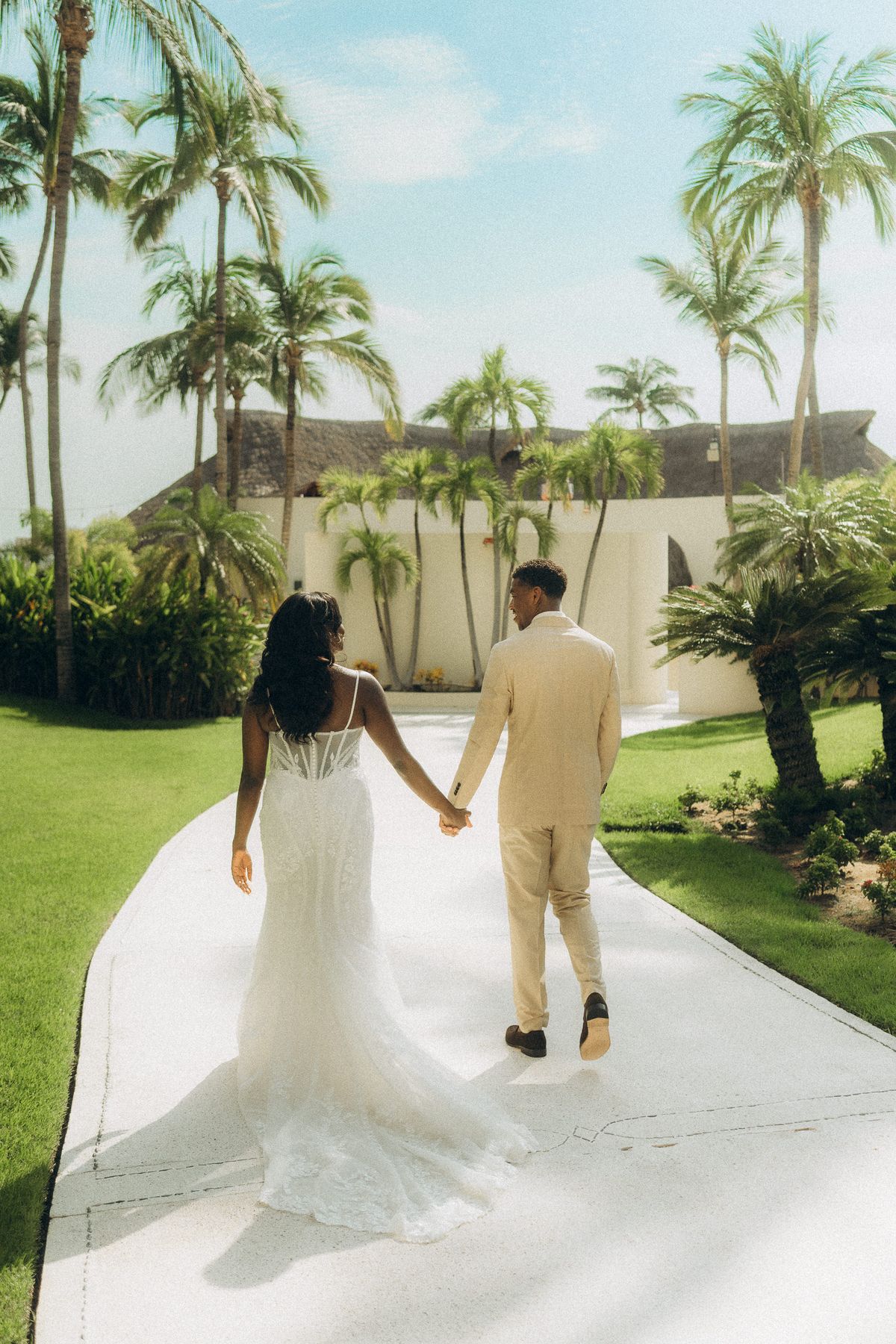 Arnelle & Quinton — wedding at Grand Velas Riviera Nayarit (12)