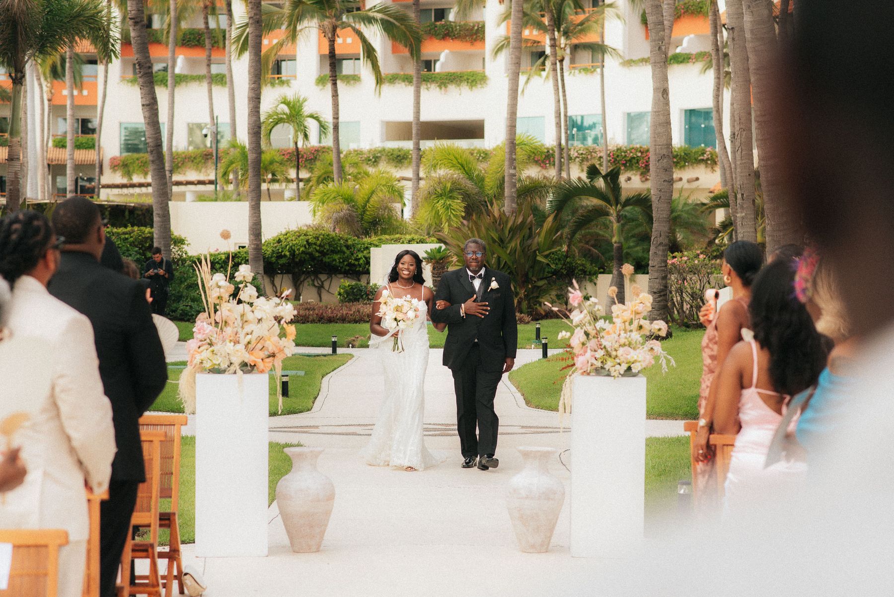 Arnelle & Quinton — wedding at Grand Velas Riviera Nayarit (16)